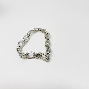 Silver Tone Chainlink Bracelet Latch Closure Costume Statement Stackable